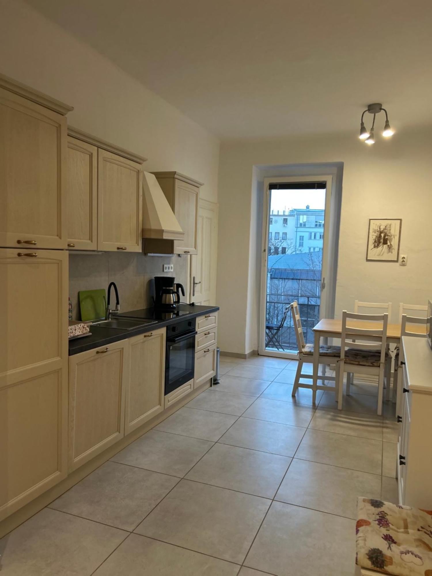 Central Residence Apartment *